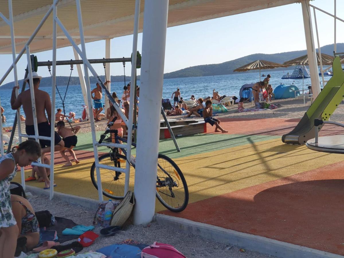 Amama Daire Brodarica  Dış mekan fotoğraf